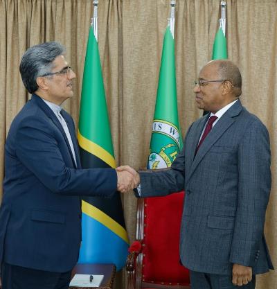 Meeting of the Ambassador of the Islamic Republic of Iran with the President of the Revolutionary Government of Zanzibar